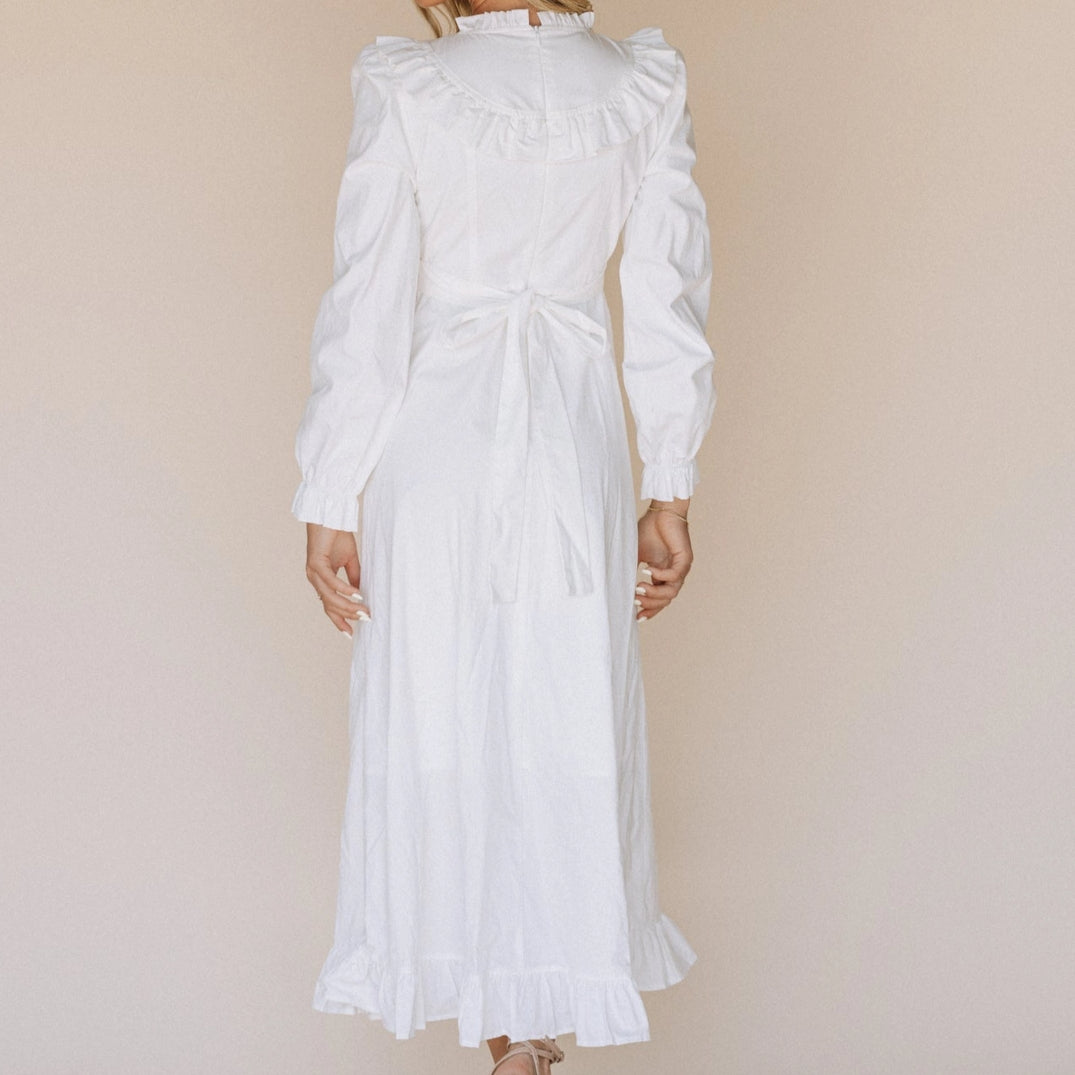 The Nauvoo LDS temple dress — waist tie detail