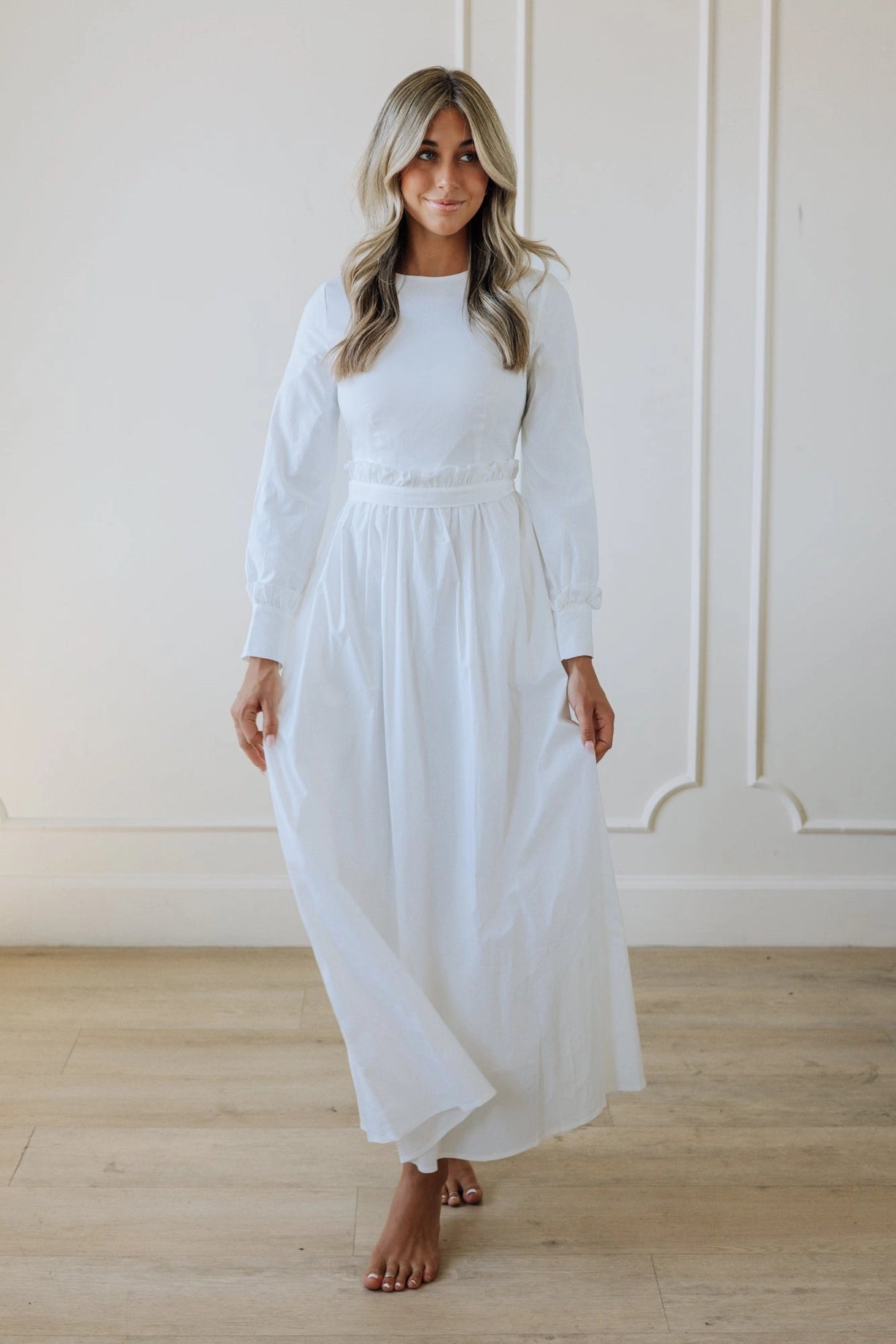 The St. George LDS temple dress — sleeve and neckline detail