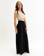 Cropped scoop-neck cap-sleeve tee with smooth stretch fabric